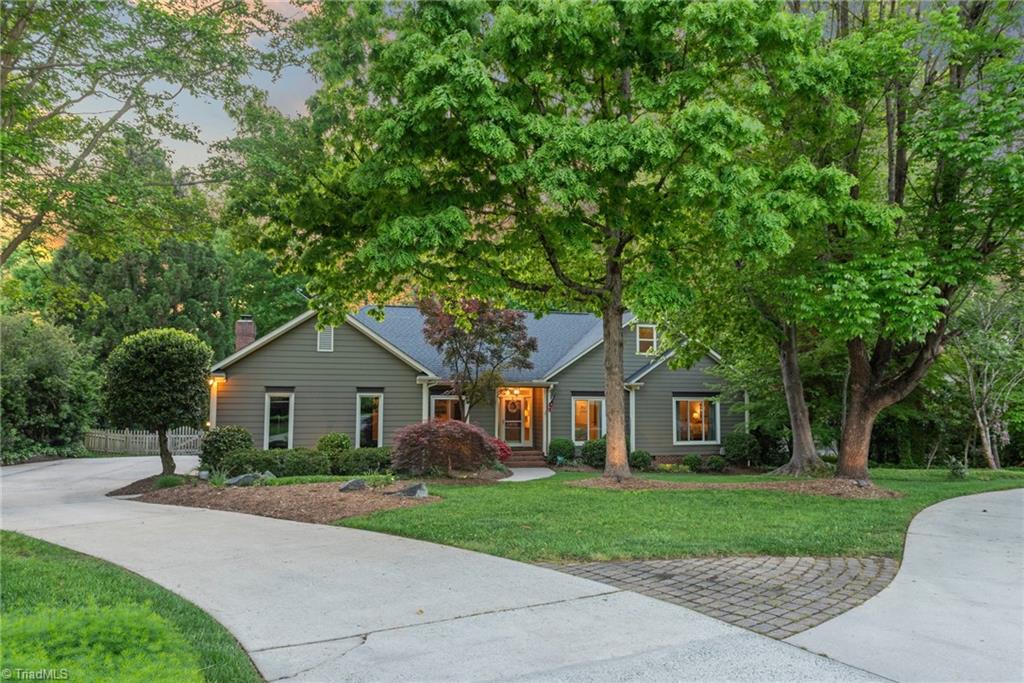 3806 Rockingham Road S