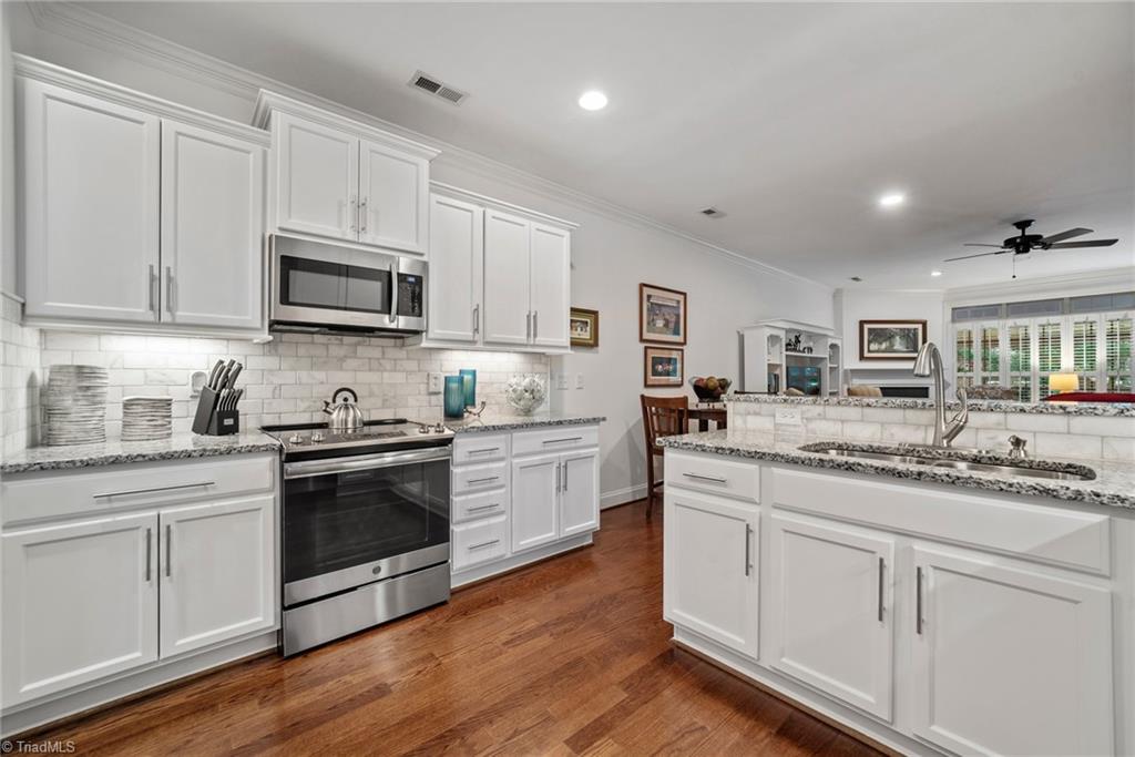 201 Jordan Ridge Way