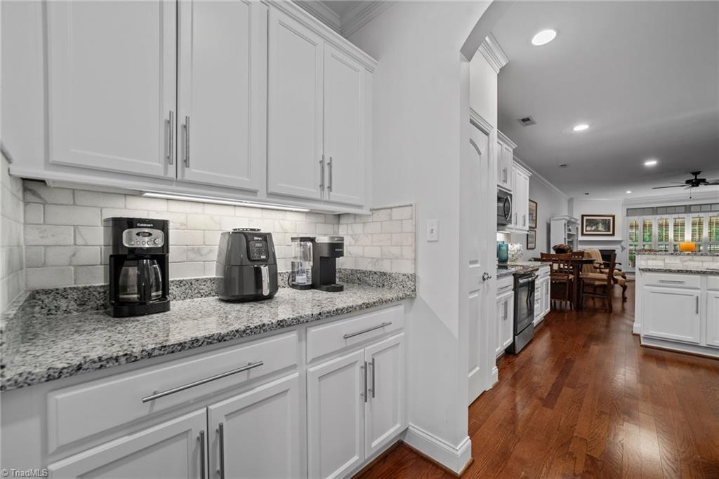 201 Jordan Ridge Way