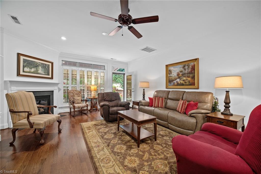 201 Jordan Ridge Way