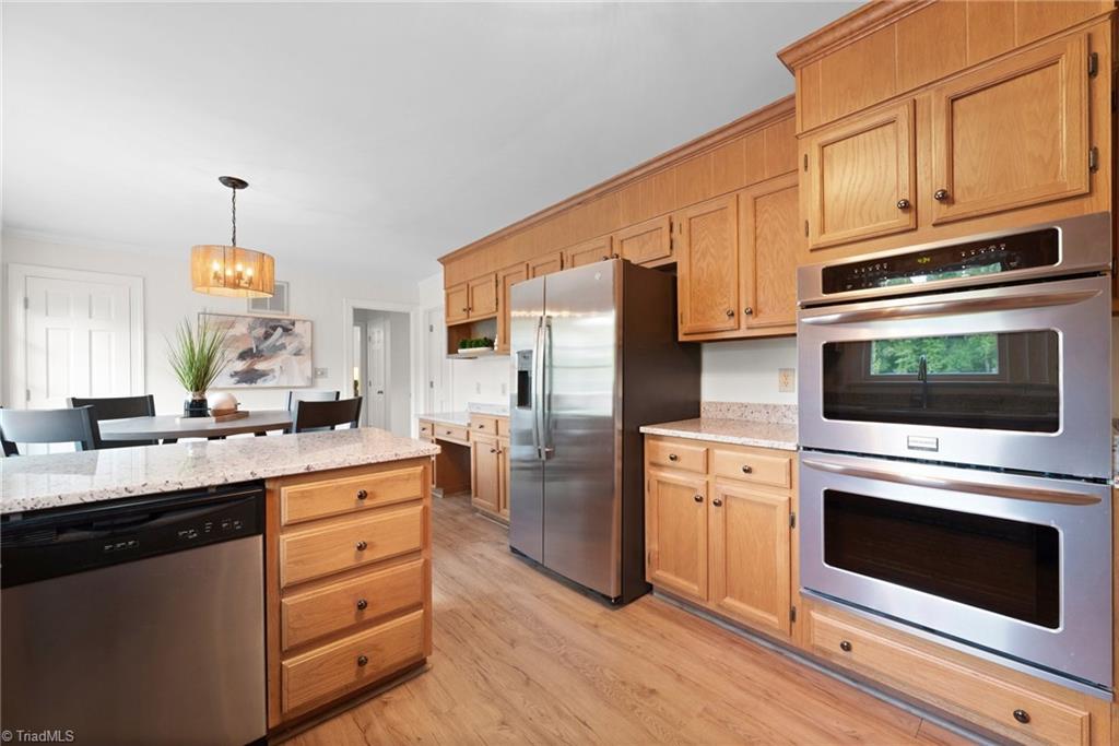 1522 Worthington Place