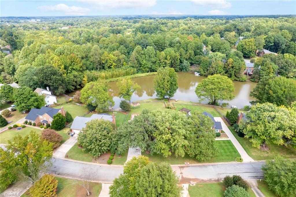 1522 Worthington Place