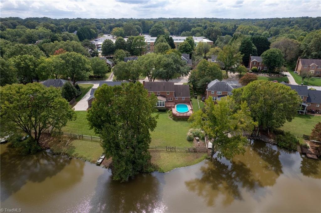 1522 Worthington Place