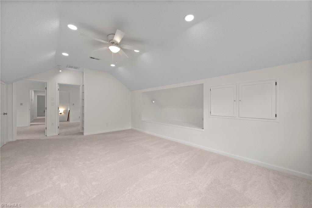 1522 Worthington Place