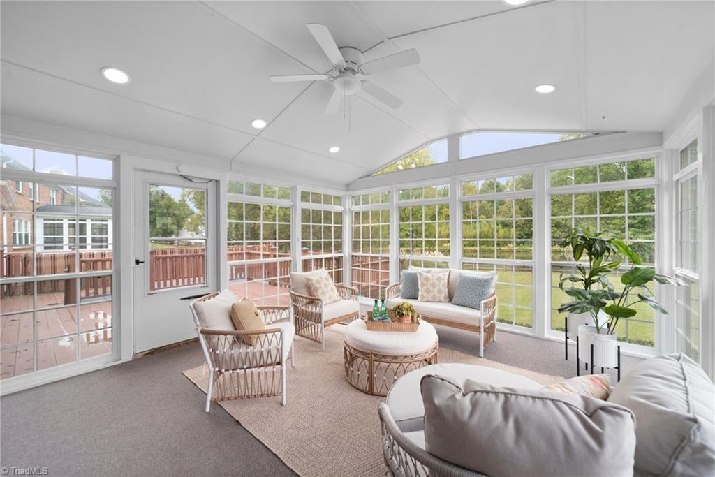 1522 Worthington Place