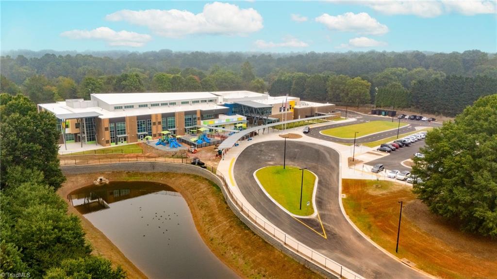 1522 Worthington Place