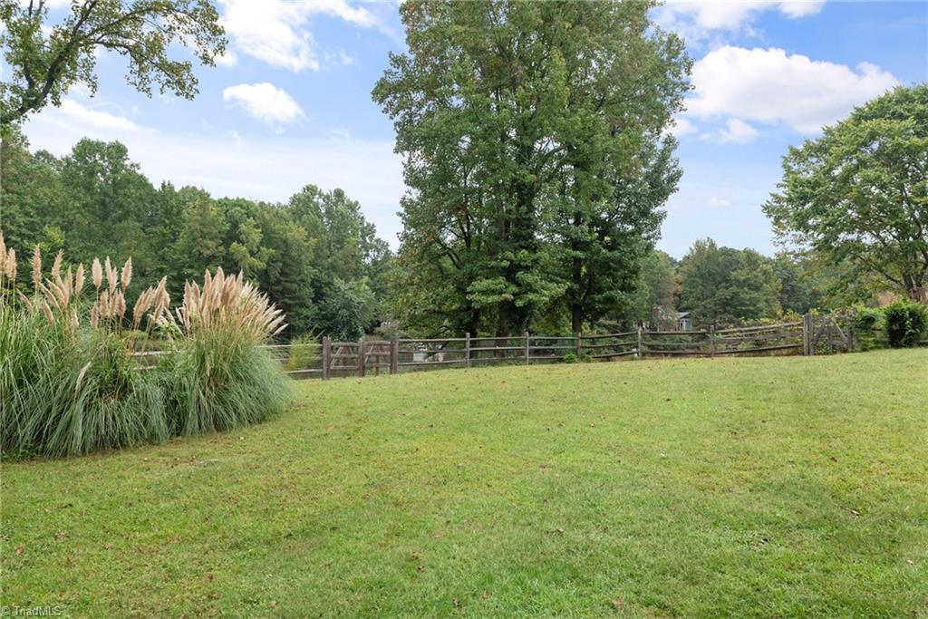 1522 Worthington Place