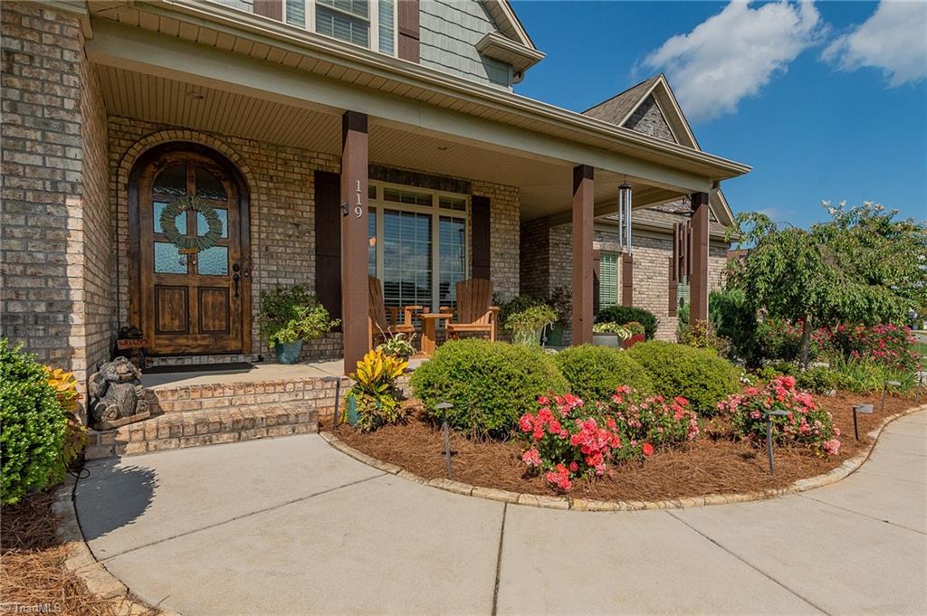 119 Cobblestone Walk Drive