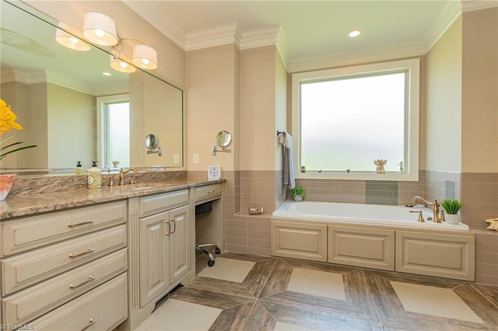 119 Cobblestone Walk Drive