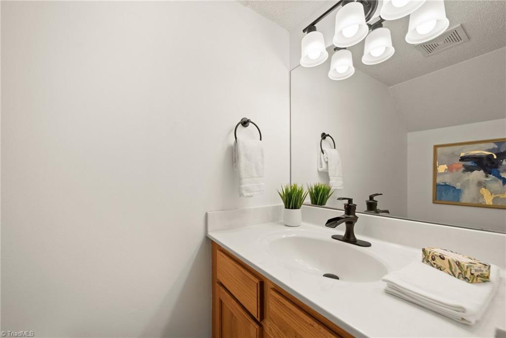 4306 Saint Pauls Lane