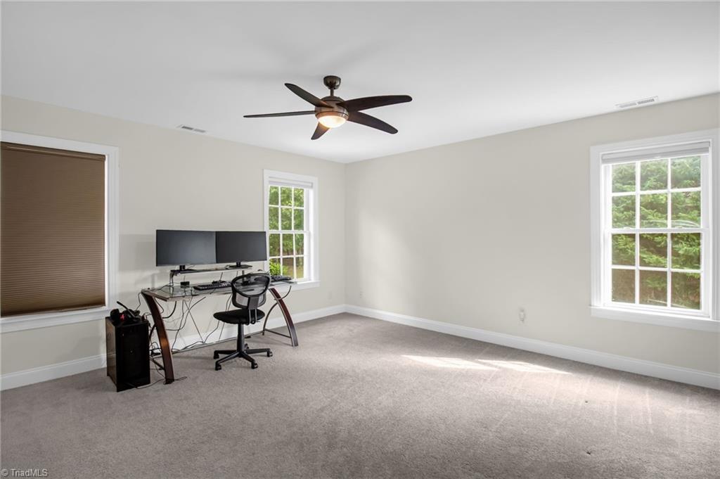 8916 Grove Park Drive