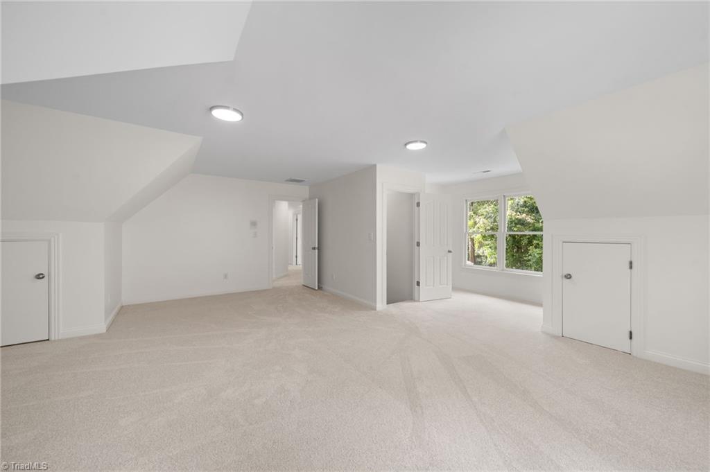 2804 County Clare Road