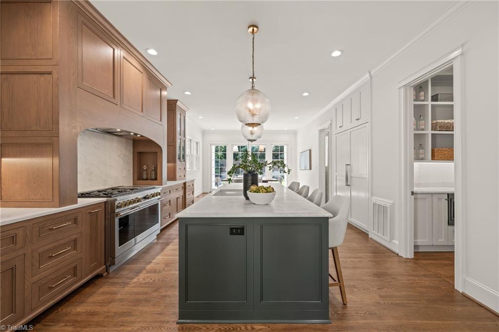 909 N Gregson Street