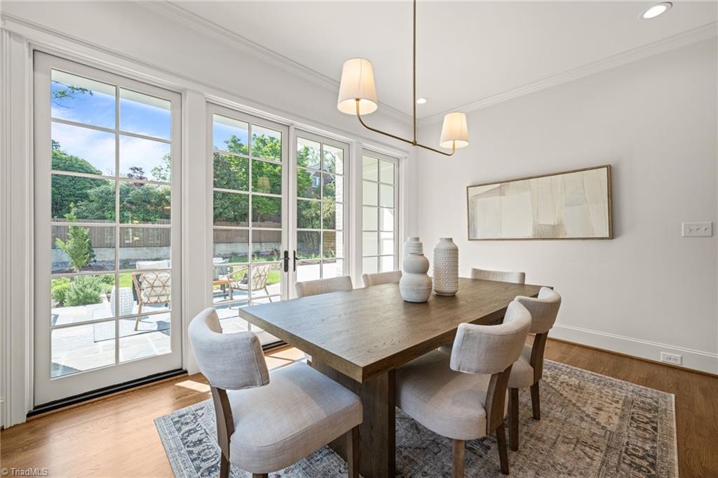 909 N Gregson Street