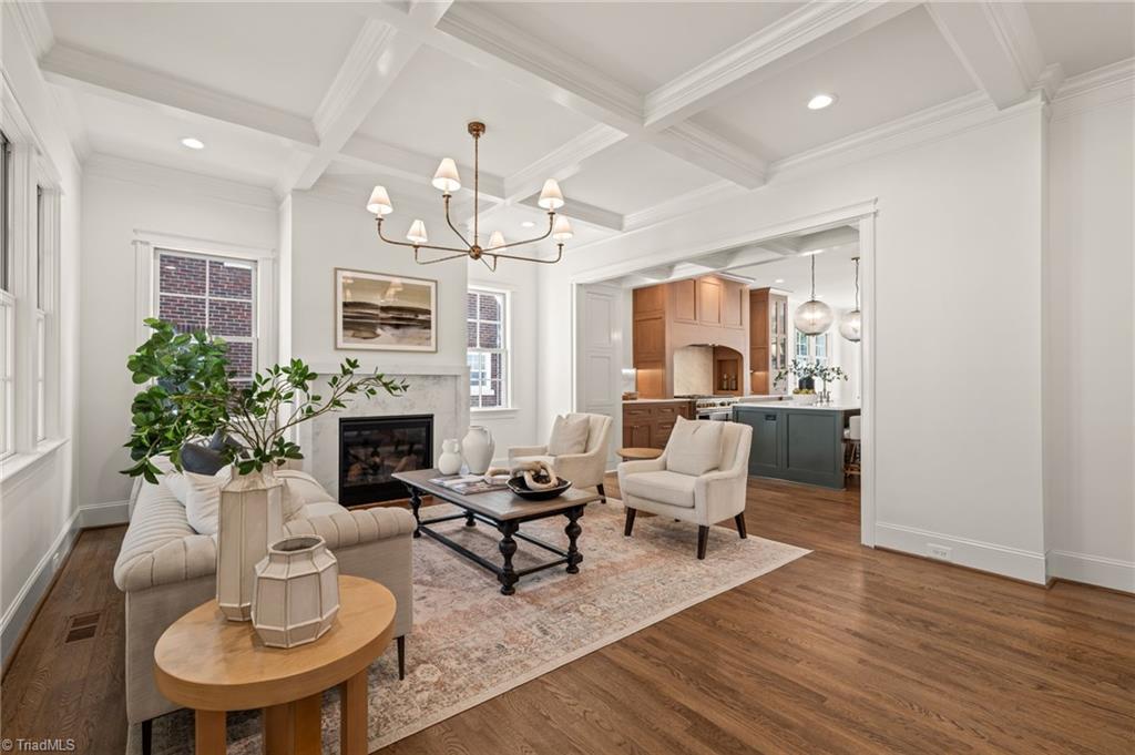 909 N Gregson Street