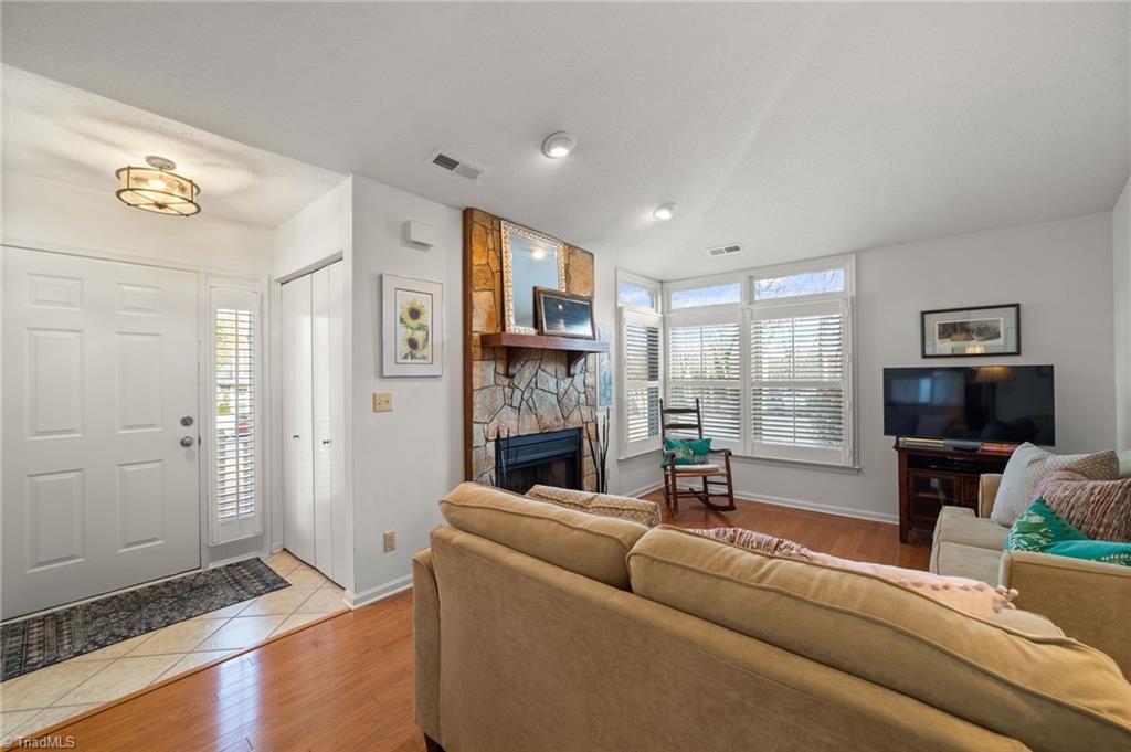 206 Tabor View Lane, Winston-Salem