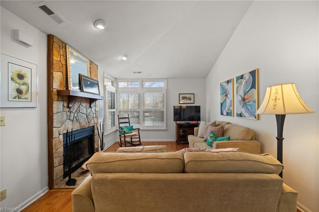 206 Tabor View Lane, Winston-Salem