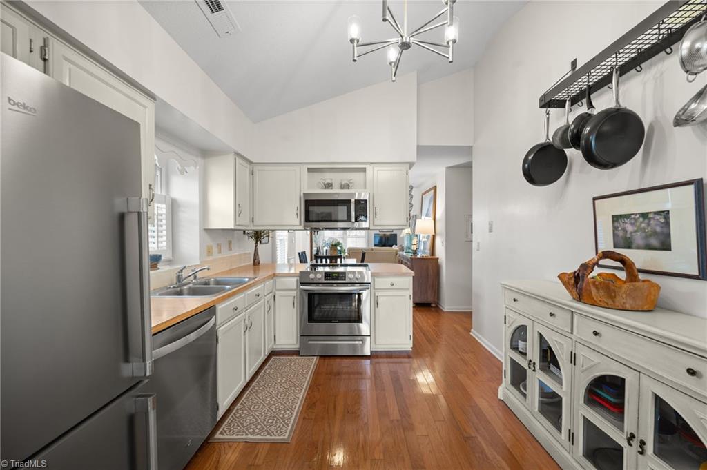 206 Tabor View Lane, Winston-Salem