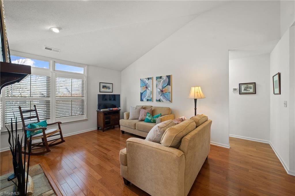 206 Tabor View Lane, Winston-Salem