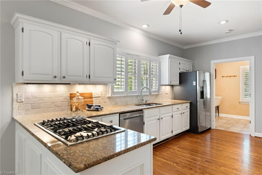 5021 Meadow Hill Court, Winston-Salem