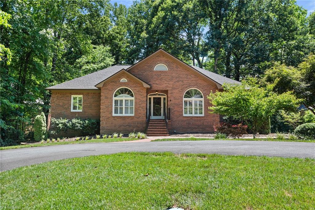 5021 Meadow Hill Court, Winston-Salem