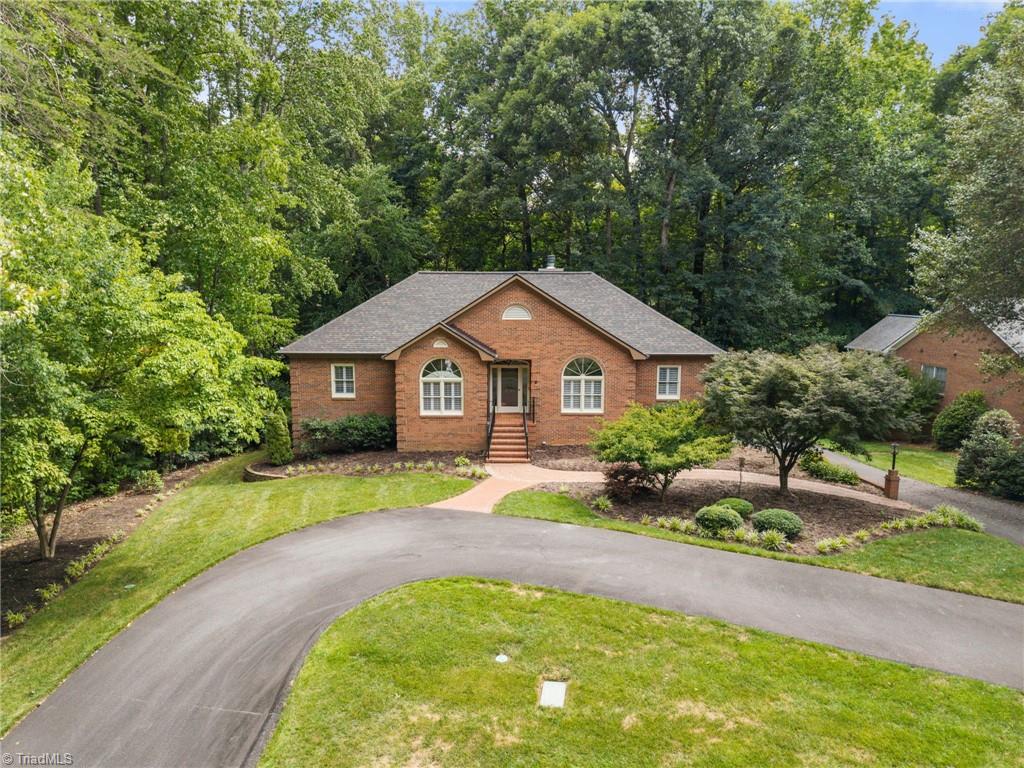 5021 Meadow Hill Court, Winston-Salem