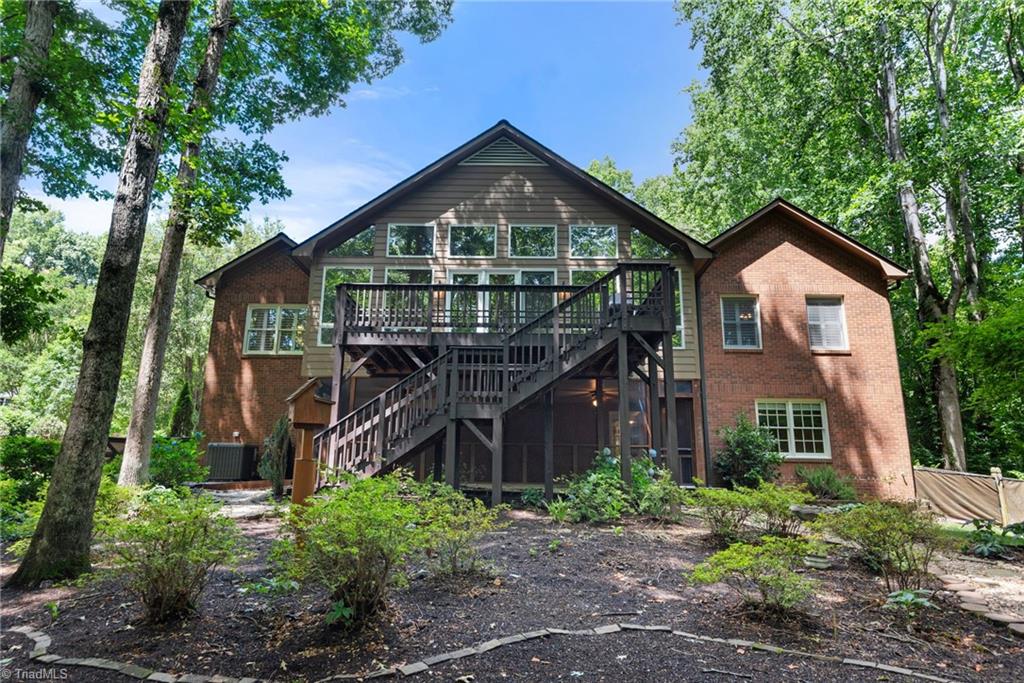 5021 Meadow Hill Court, Winston-Salem