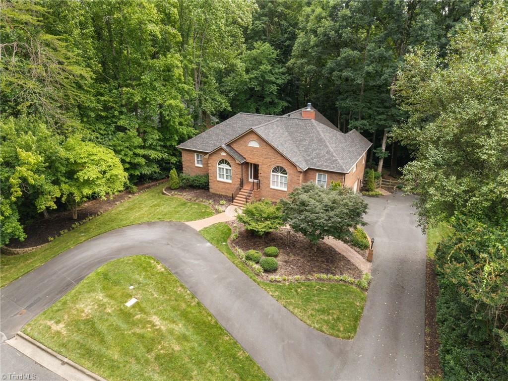 5021 Meadow Hill Court, Winston-Salem