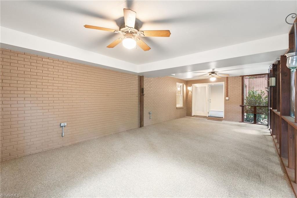 5021 Meadow Hill Court, Winston-Salem