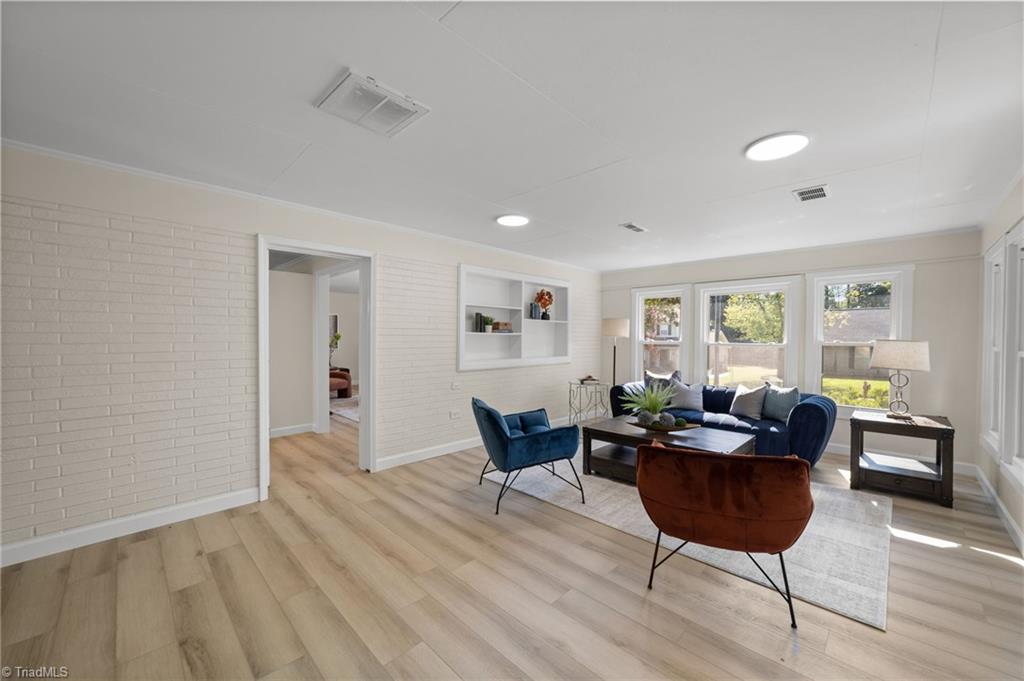 2717 Denise Drive