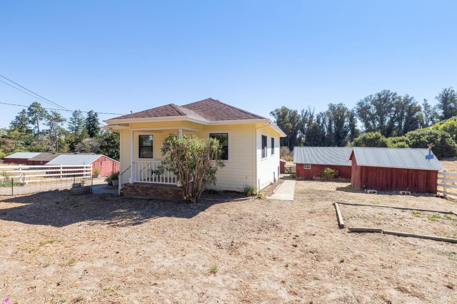 521 Eastman Lane