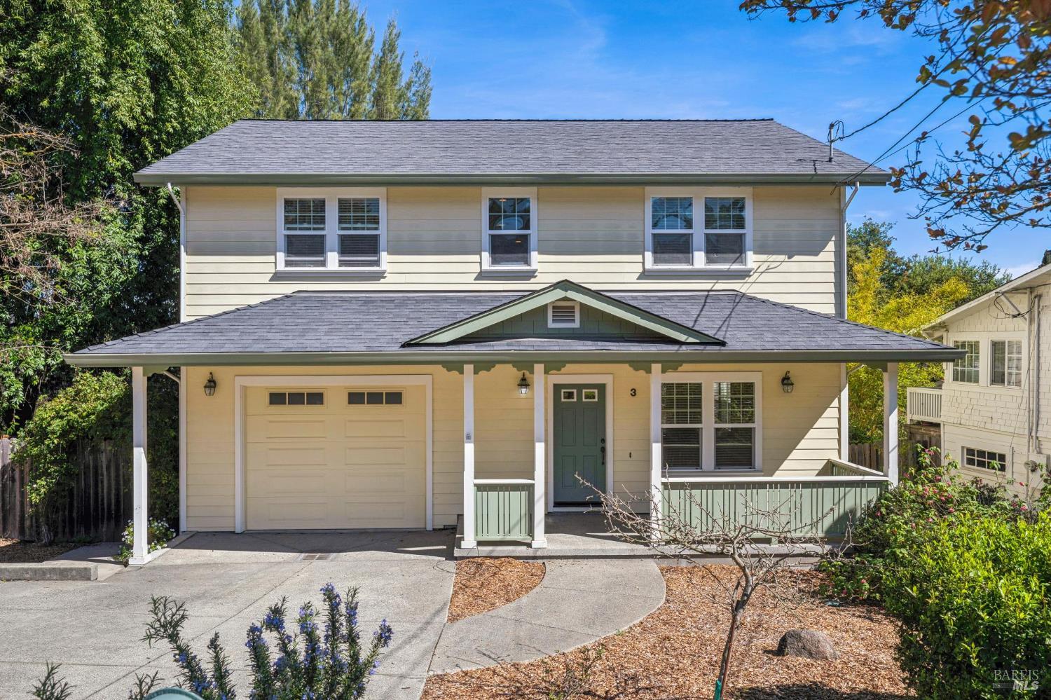 3 Hill Drive