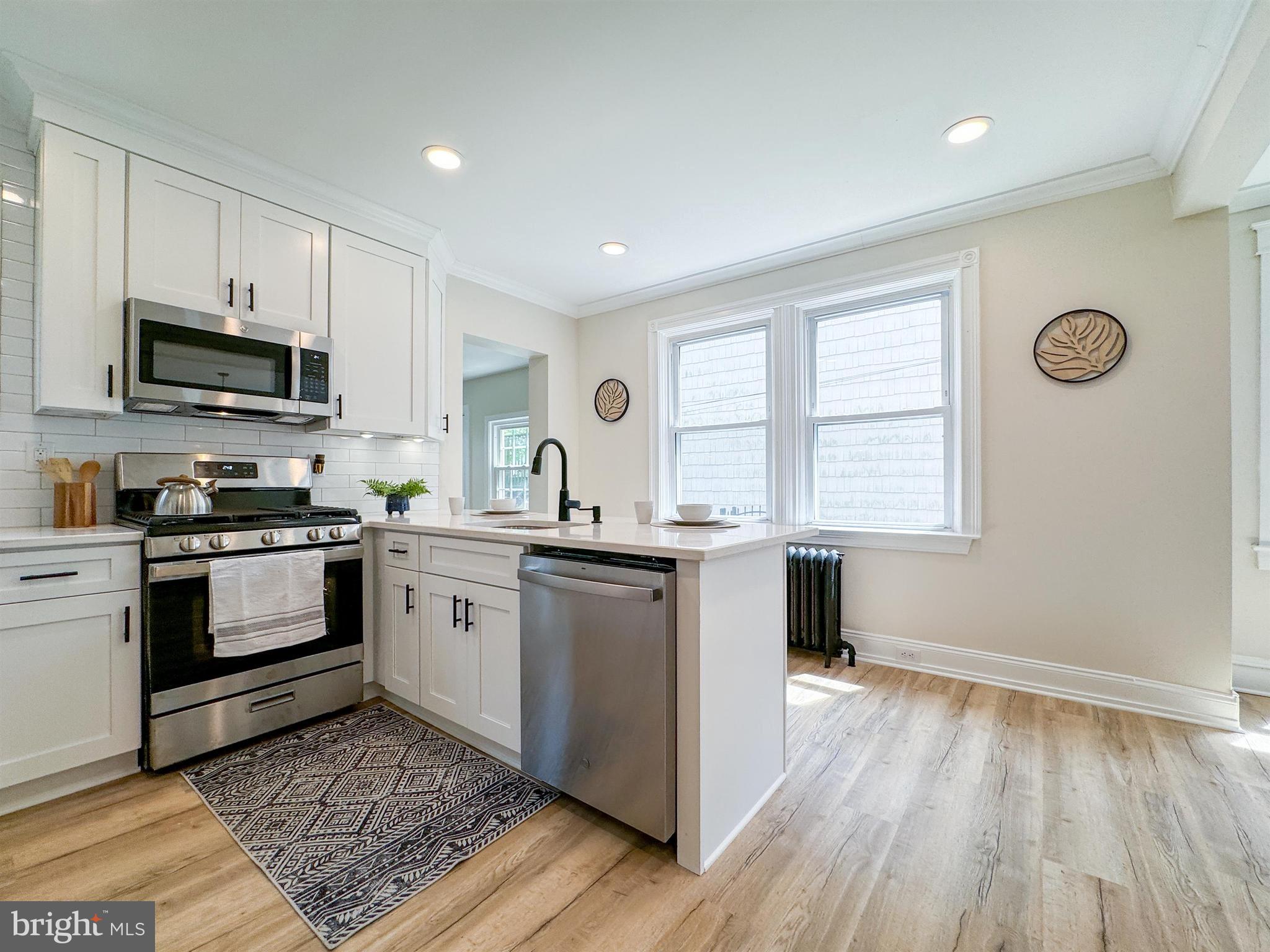 530 MOHAWK AVENUE