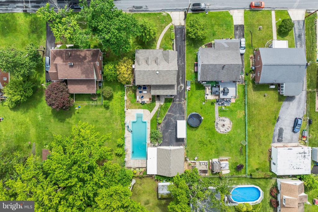 438 HUTCHINSON TERRACE