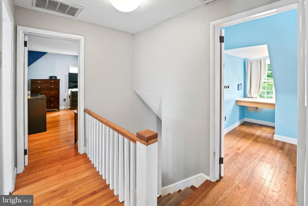 438 HUTCHINSON TERRACE