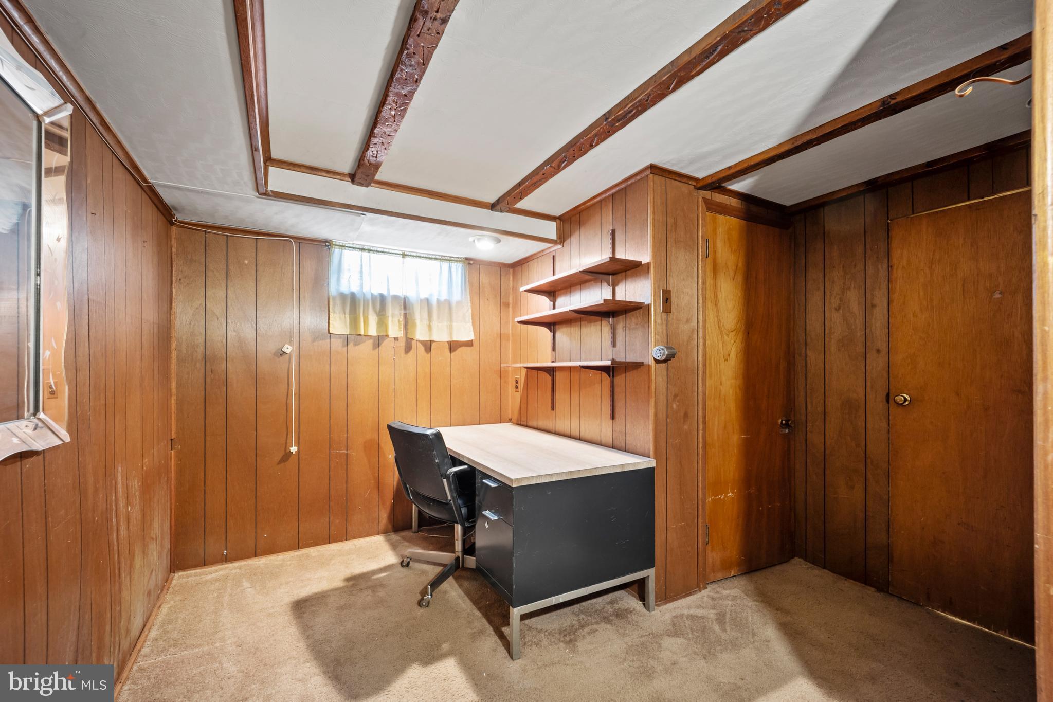 1304 BULLENS LANE
