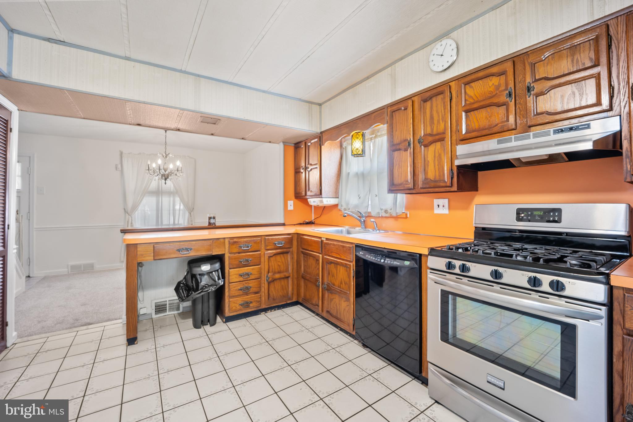 1304 BULLENS LANE