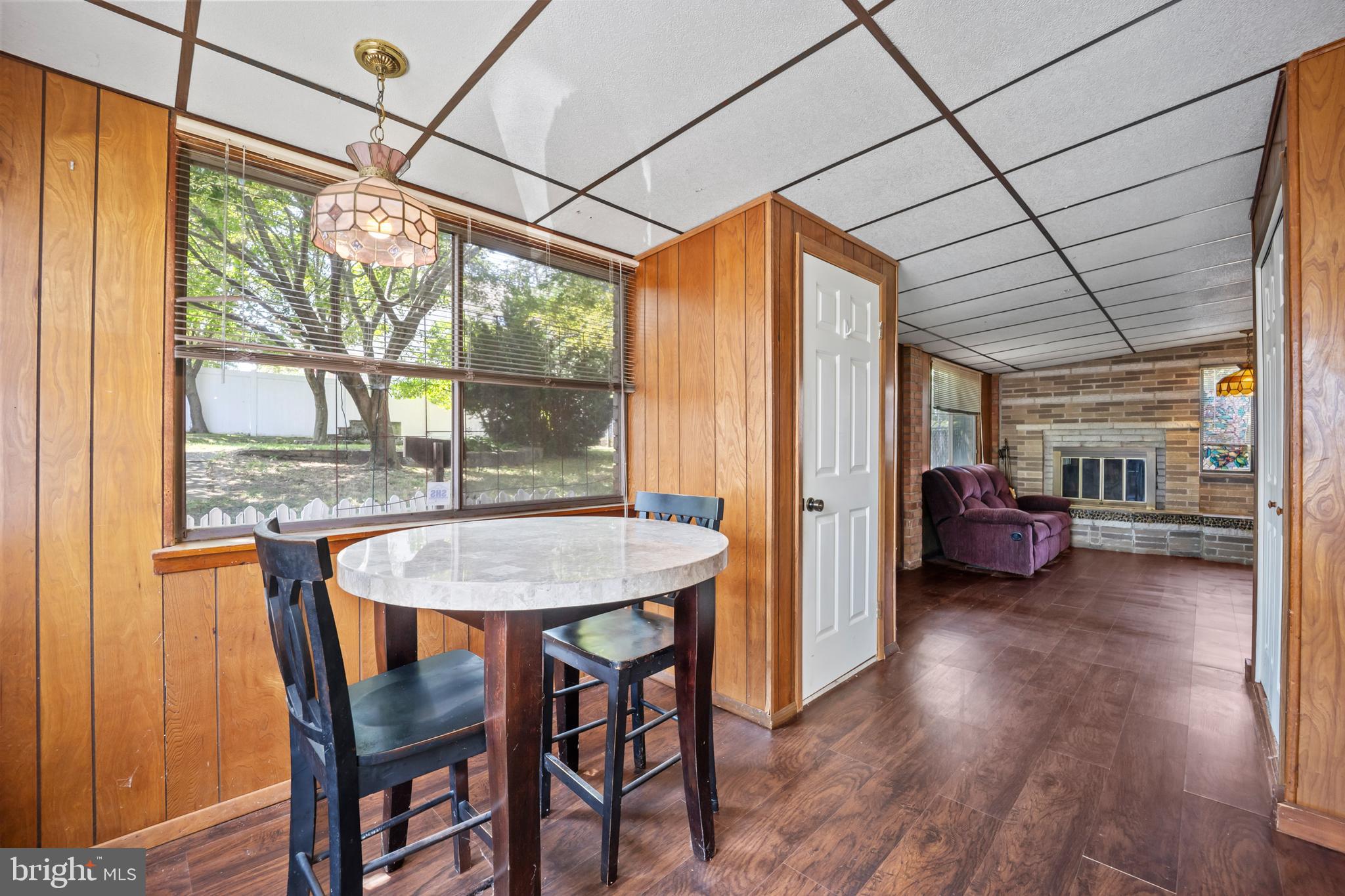1304 BULLENS LANE