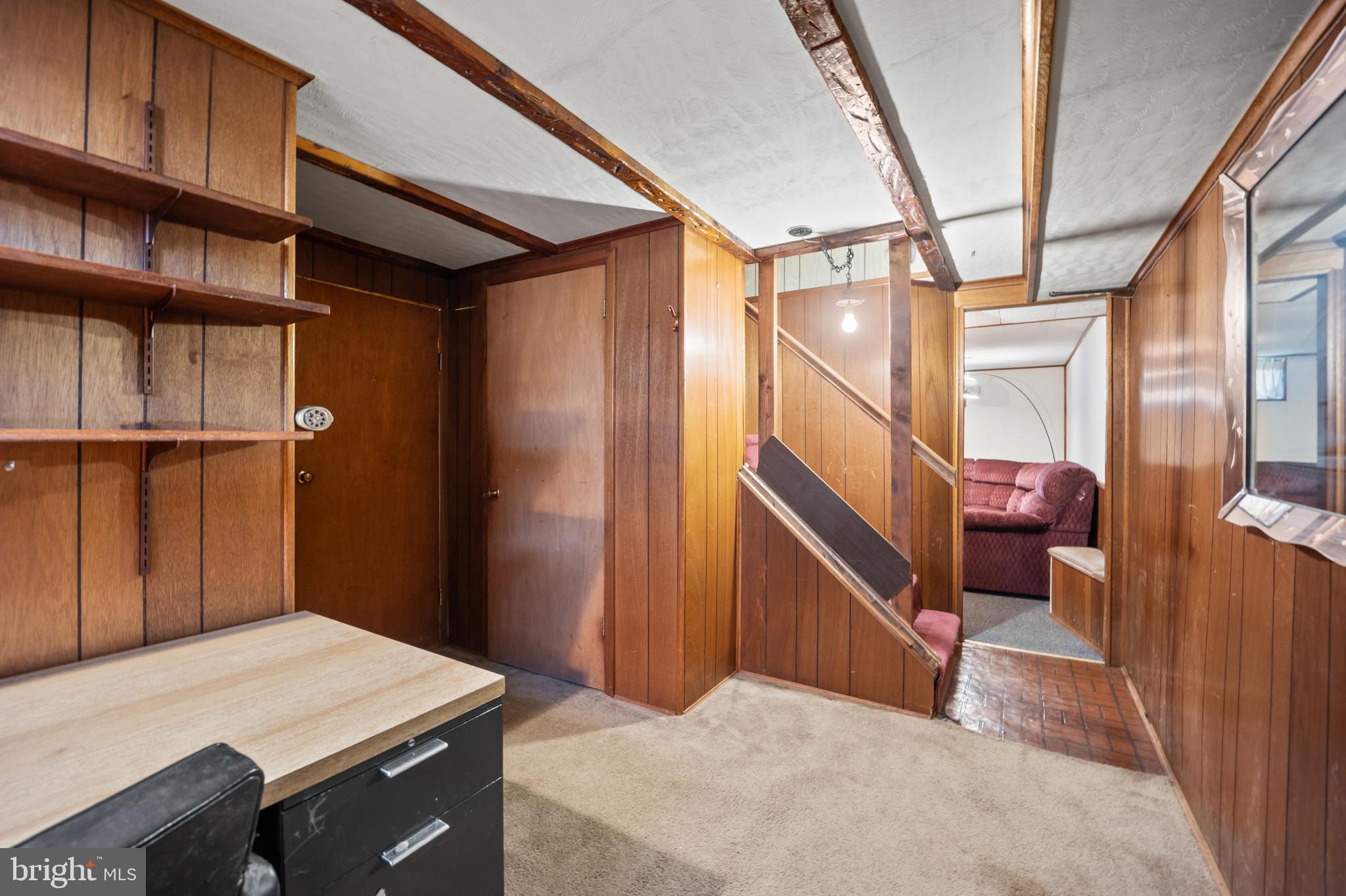 1304 BULLENS LANE