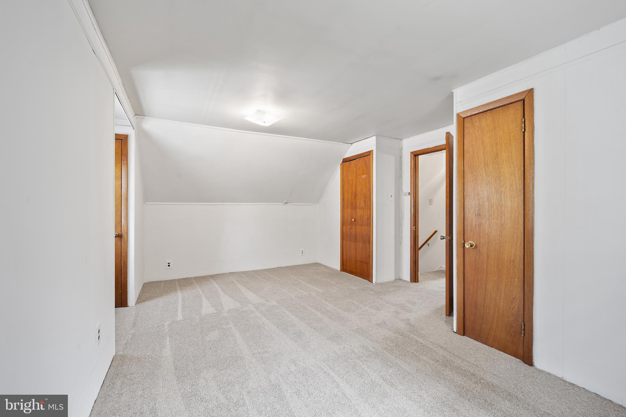 1304 BULLENS LANE