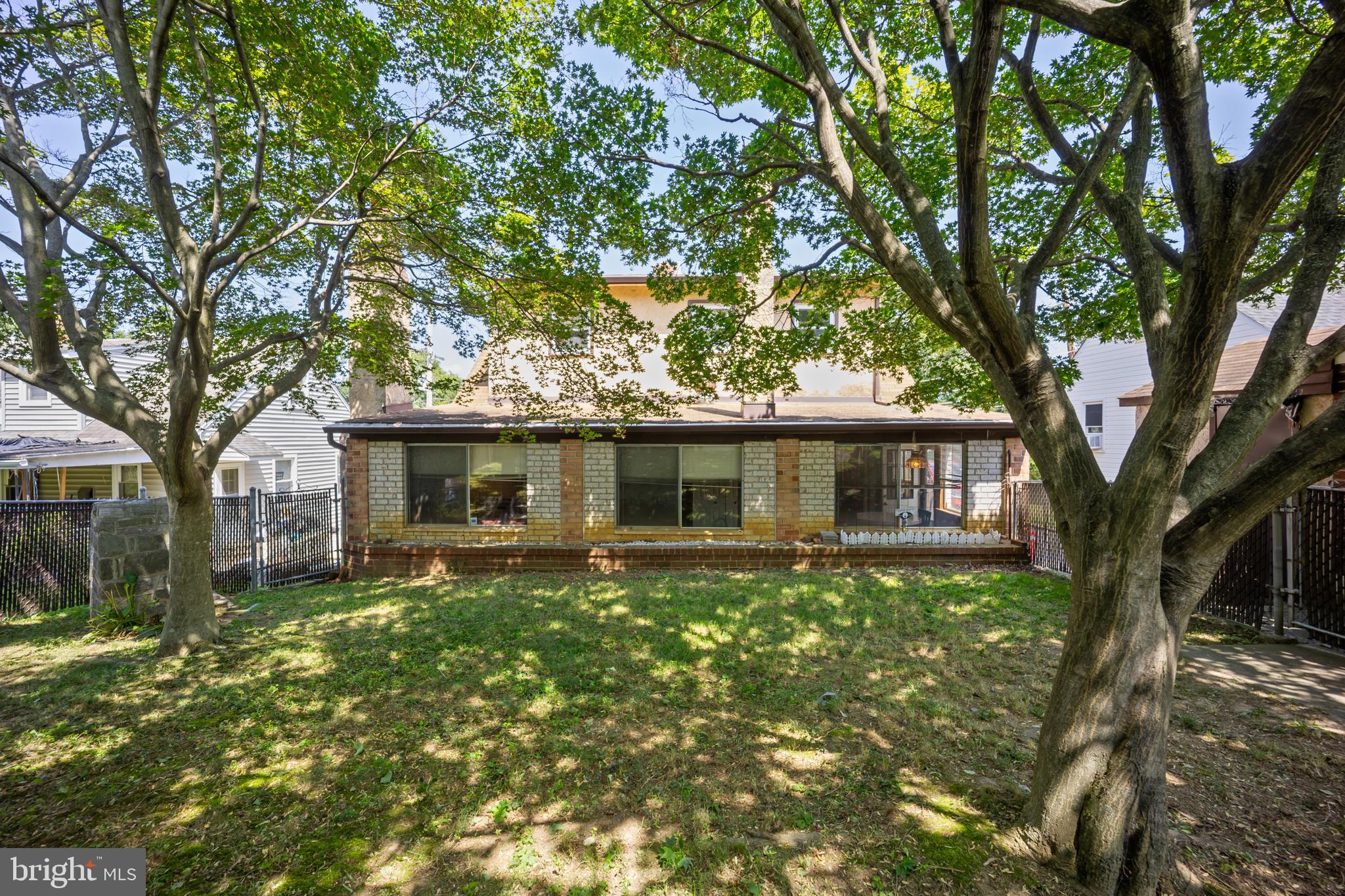 1304 BULLENS LANE