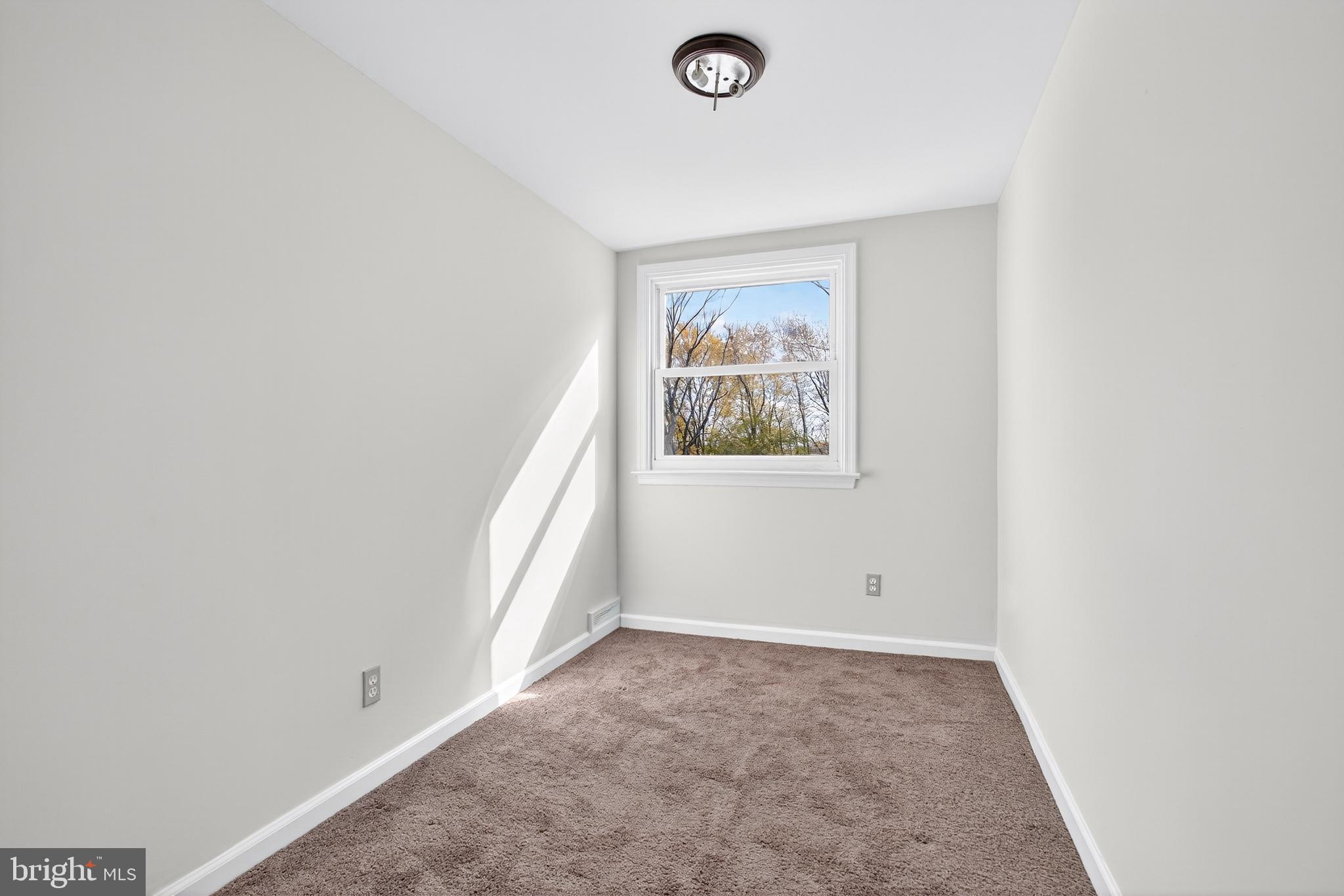 1062 TAYLOR DRIVE