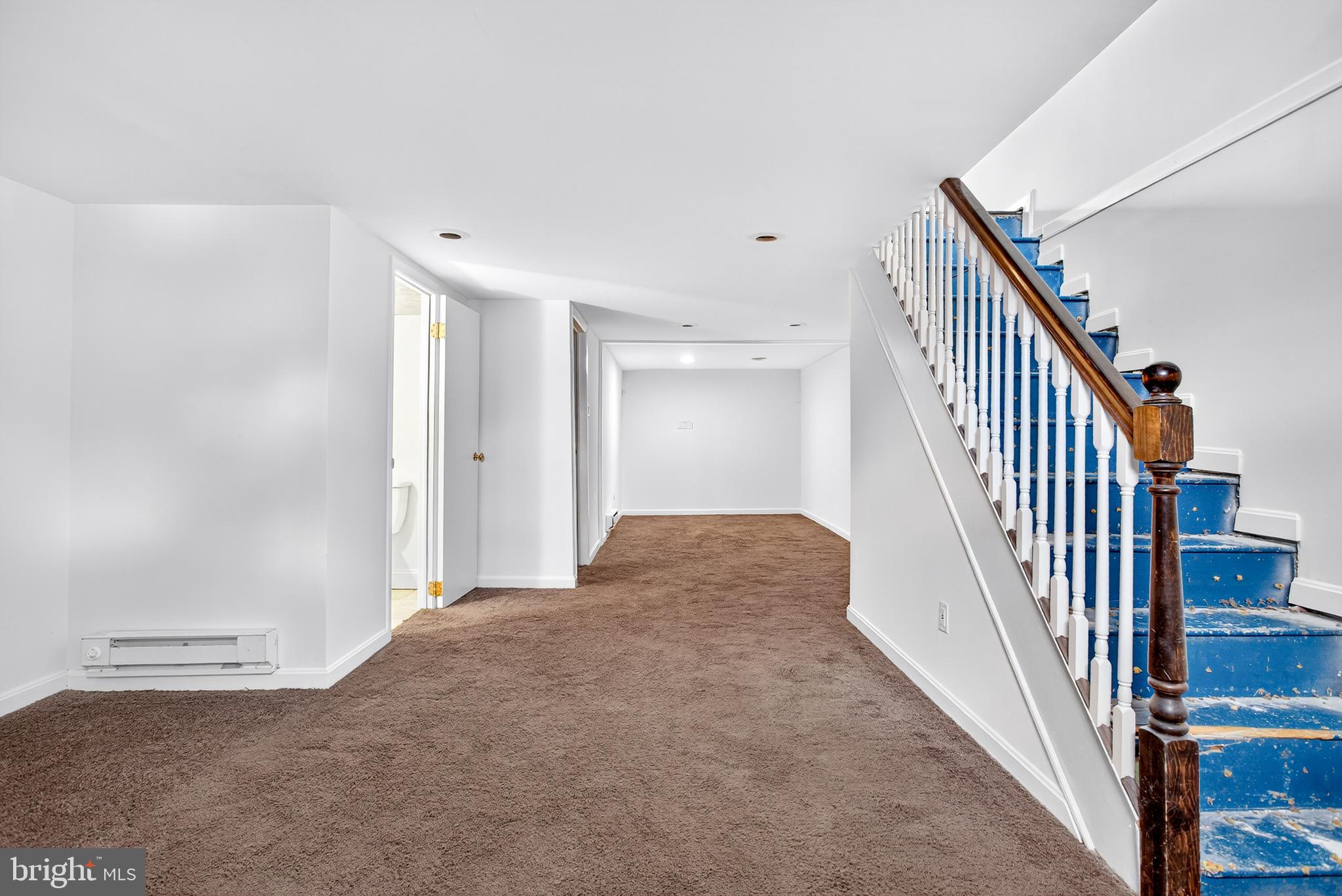 1062 TAYLOR DRIVE