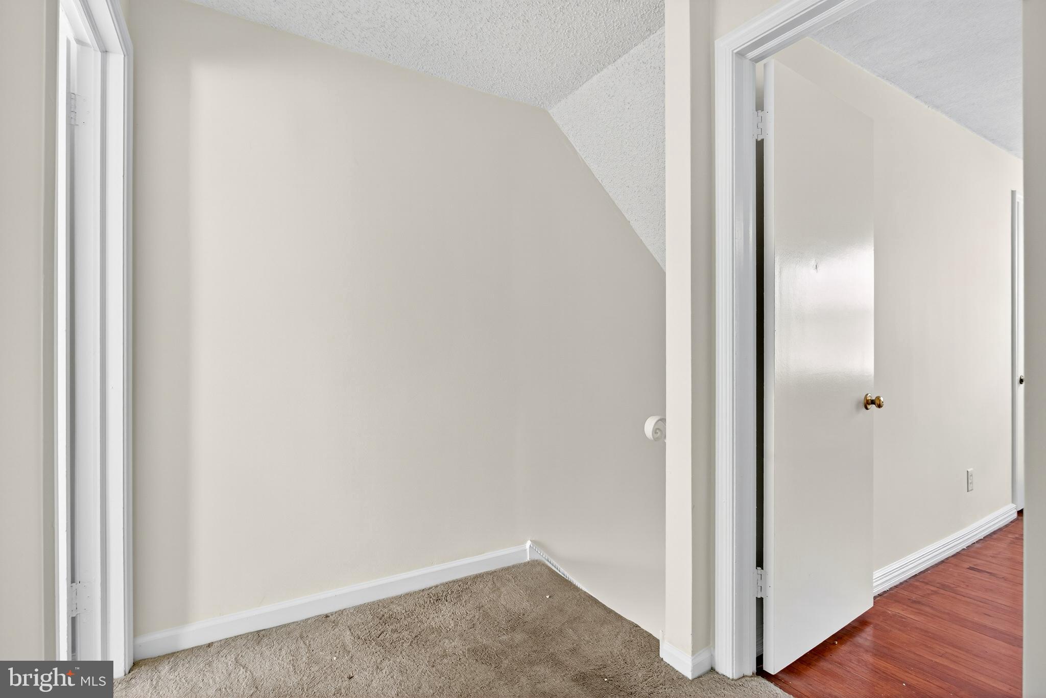 1062 TAYLOR DRIVE