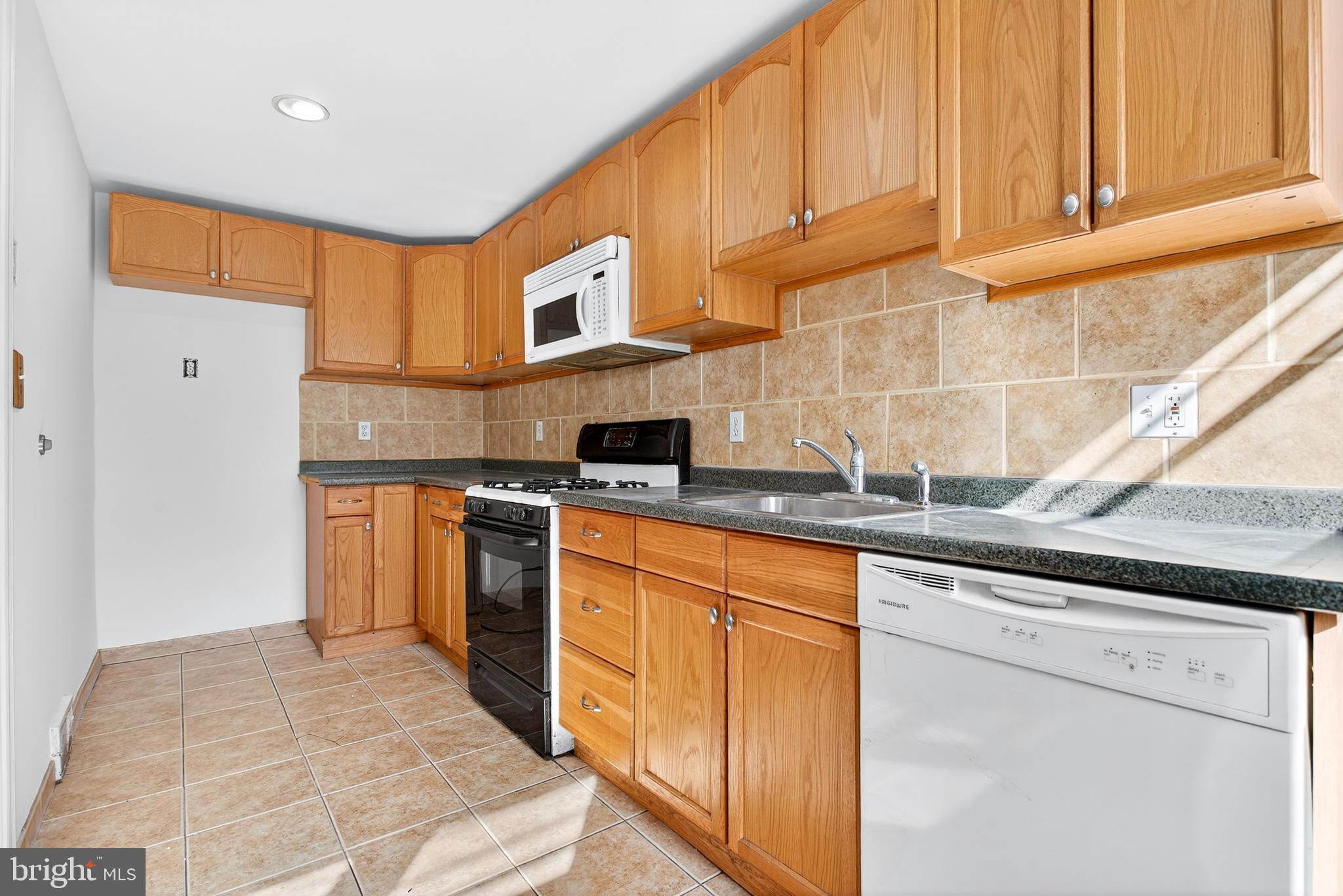1062 TAYLOR DRIVE