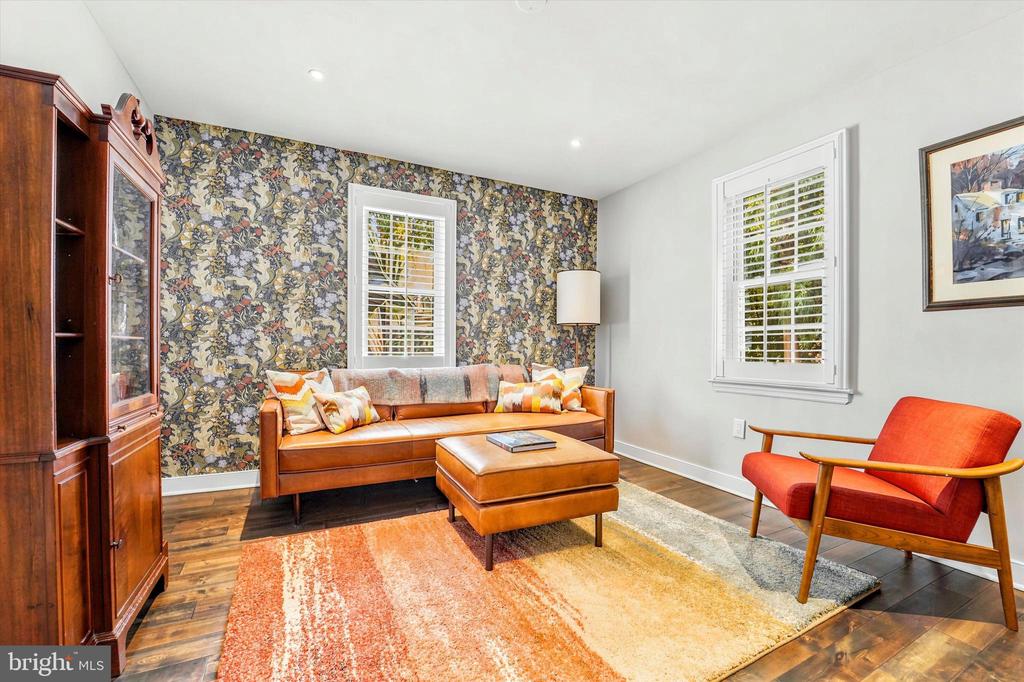 103 W 8TH STREET