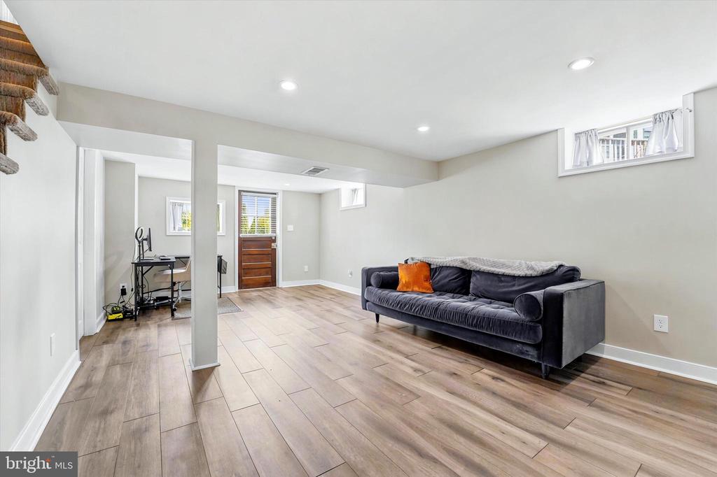 103 W 8TH STREET