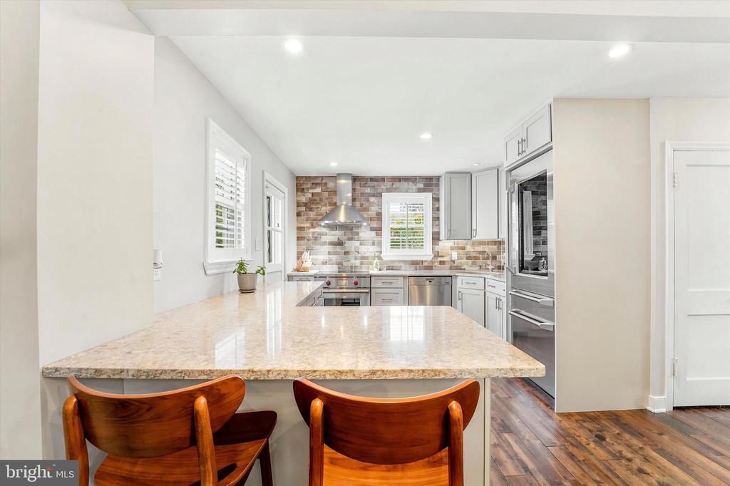 103 W 8TH STREET
