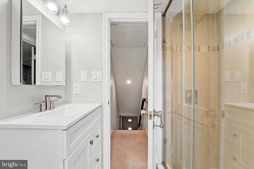 103 W 8TH STREET