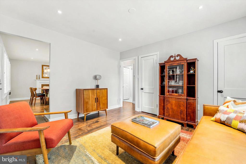 103 W 8TH STREET